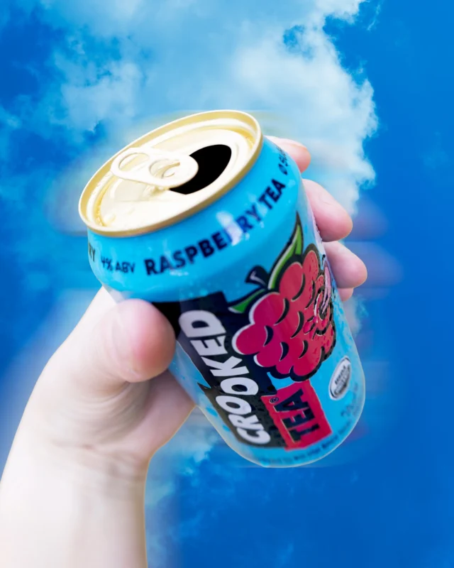 i like the view.
•
•
•
#CrookedTea #DrinkCrookedTea  #Tongue #BrewedRude #DrinkCrooked #Cheeks #Peach #Lemon #Rude #BoldRudeBrewed
#Explore #Explorepage #Instagood #Raspberry #Ras