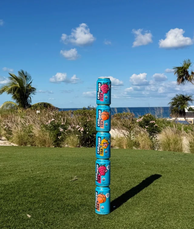 Even the pros need a little Crooked Tea to keep it straight. ⛳️🍋🌊 An amazing tournament with @bakersbayclub ⭐️
•
•
•
#CrookedTea #DrinkCrookedTea  #Tongue #BrewedRude #DrinkCrooked #Cheeks #Peach #Lemon #Rude #BoldRudeBrewed
#Explore #Explorepage #Instagood #Raspberry #Ras #Bahamas #Golf #CrookedTee #GolfPros #Baha