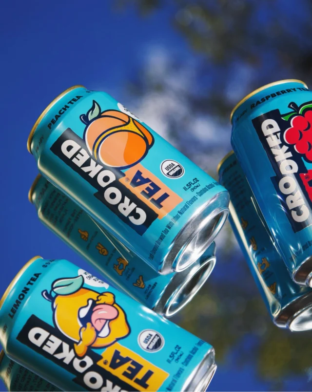 Proof that USDA organic can look good too🤤🤳🏽
•
•
•
#CrookedTea #DrinkCrookedTea  #Tongue #BrewedRude #DrinkCrooked #Cheeks #Peach #Lemon #Rude #BoldRudeBrewed
#Explore #Explorepage #Instagood #Raspberry #Ras