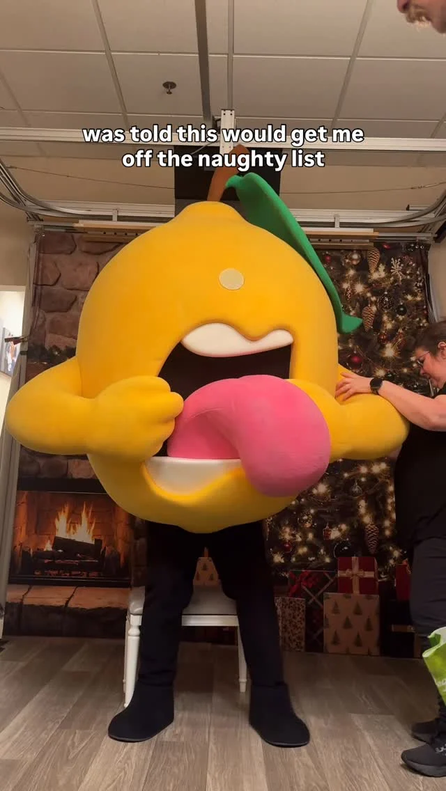 jury’s still out 🧐
•
•
•
#CrookedTea #DrinkCrookedTea  #Tongue #BrewedRude #DrinkCrooked #Cheeks #Peach #Lemon #Rude #BoldRudeBrewed
#Explore #Explorepage #Instagood #Raspberry #Ras #Holiday #Holiday2025 #NaughtyList #Coal @jcpenneyportraits