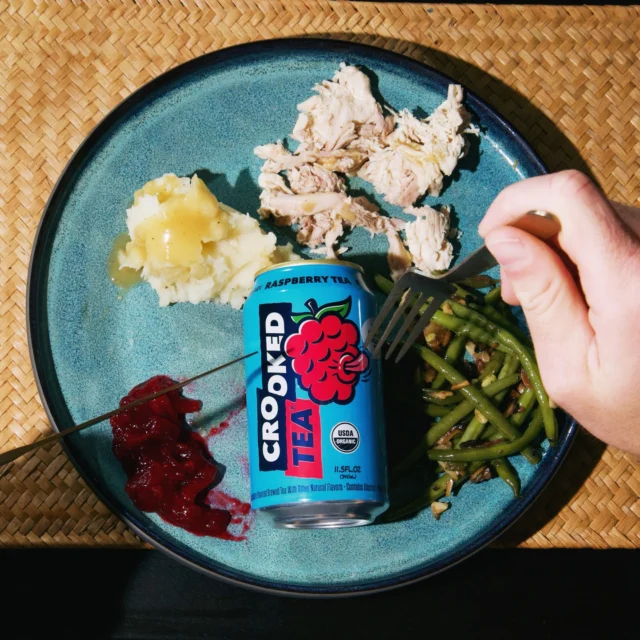 Mom told me to “bring a side”……so I did. 🦃🥧🍽️
Happy Thanksgiving everyone🙂‍↕️
•
•
•
#CrookedTea #DrinkCrookedTea  #Tongue #BrewedRude #DrinkCrooked #Cheeks #Peach #Lemon #Rude #BoldRudeBrewed
#Explore #Explorepage #Instagood #Raspberry #Ras #Thanksgiving #Thankful #TurkeyDay