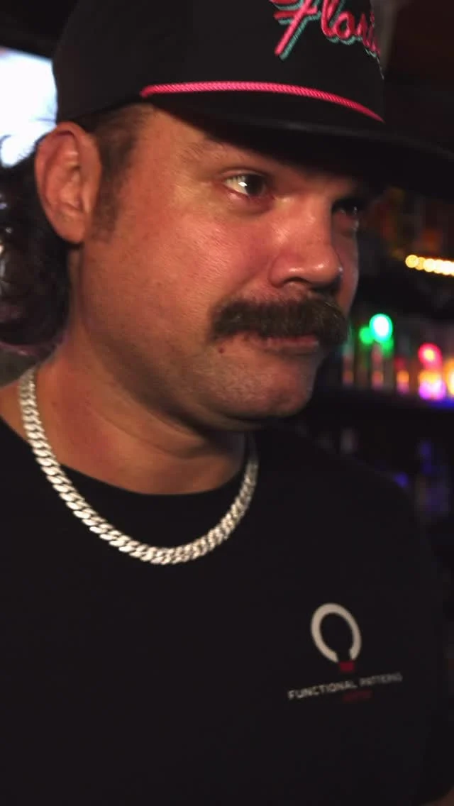 POV: you’re a crooked tea can on a saturday night 😏
•
•
•
#CrookedTea #DrinkCrookedTea  #Tongue #BrewedRude #DrinkCrooked #Cheeks #Peach #Lemon #Rude #BoldRudeBrewed
#Explore #Explorepage #Instagood #Raspberry #Ras