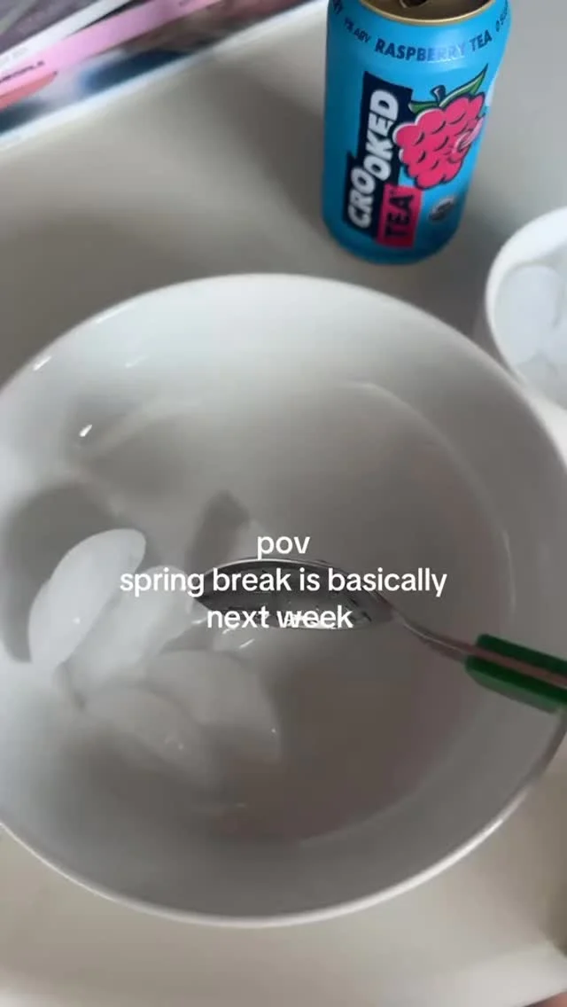 time to lock tf in (reminder we’re zero sugar, zero carb, & gluten free 😤🍋)